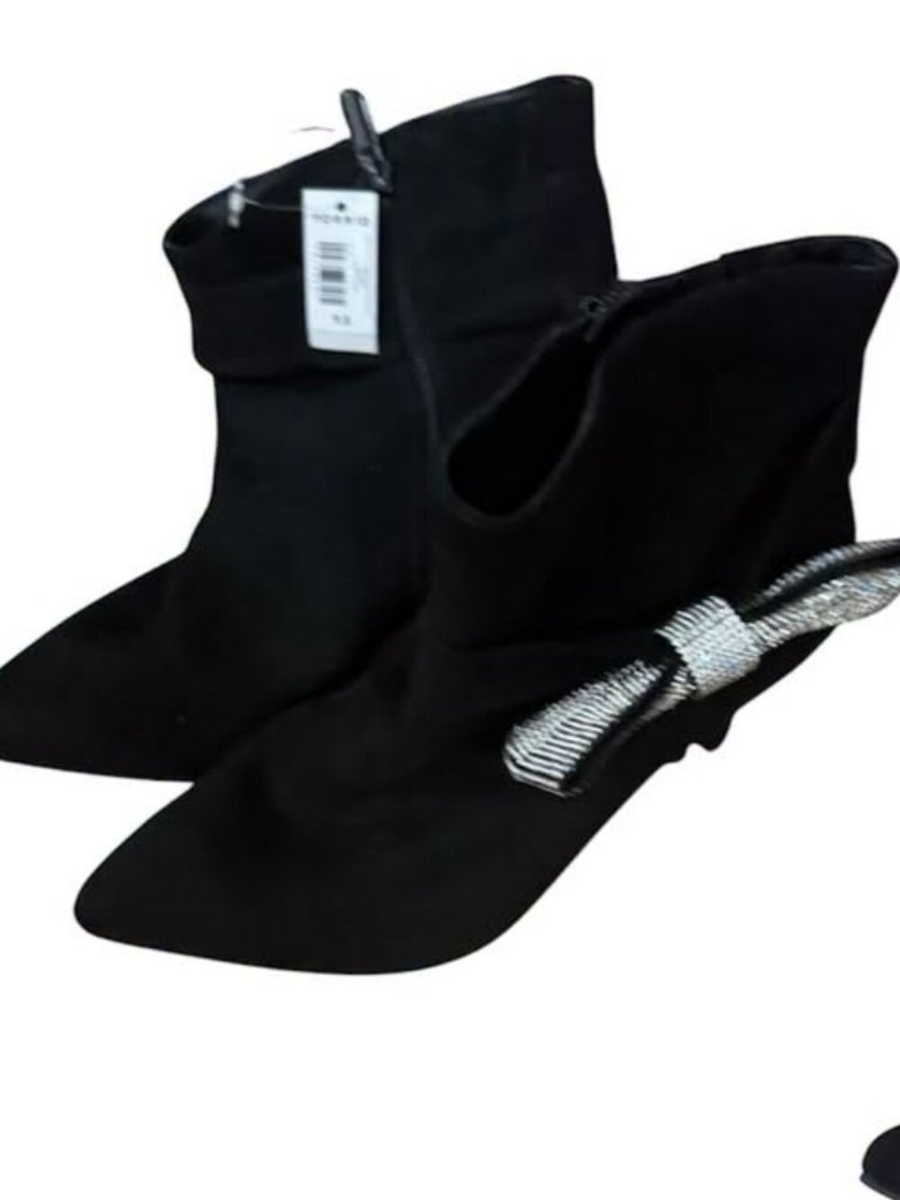 New with tags, torrid 9.5 velvety booties with sparkle bow